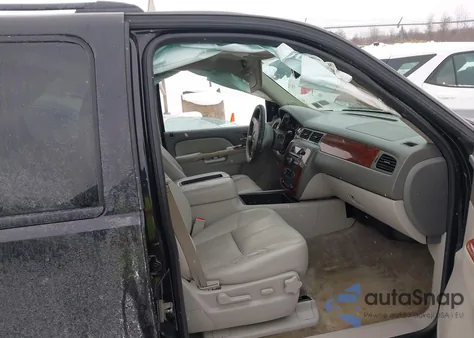 2014 Chevrolet Suburban 1500 Lt z USA, uszkodzony, nr VIN 1GNSKJE76ER122161